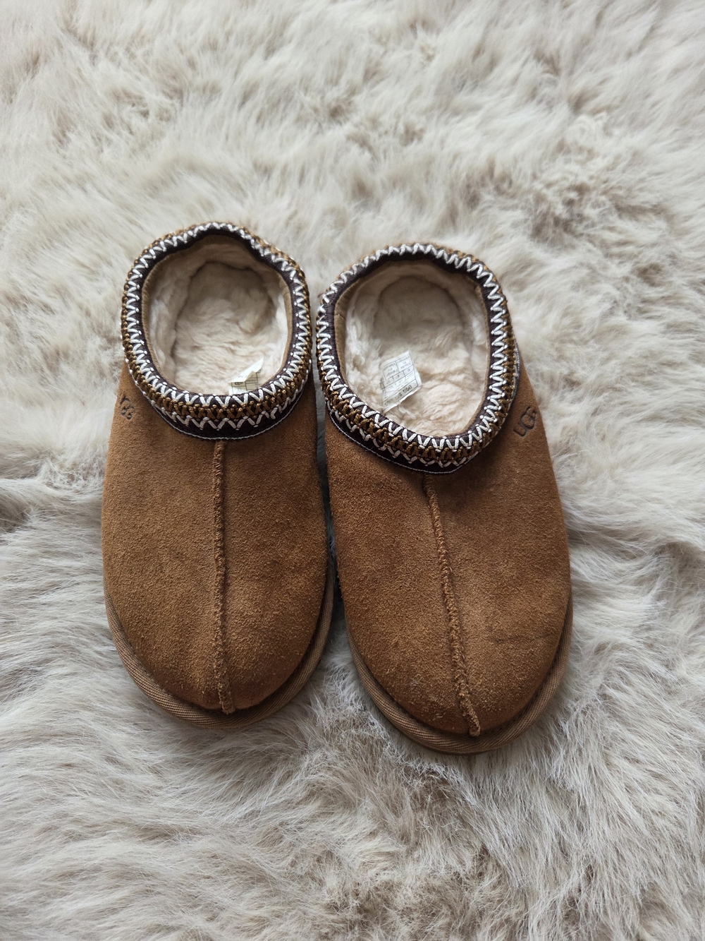 UGG Kids Chestnut Suede Slip-On Slippers